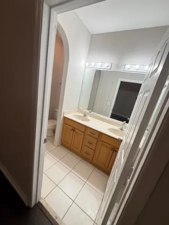 $2,200 | 821 Pipers Cay Drive, West Palm Beach, FL 33415