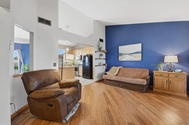 $385,000 | 1020 Abbey Road, Northfield, MN 55057