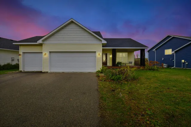 $385,000 | 1020 Abbey Road, Northfield, MN 55057