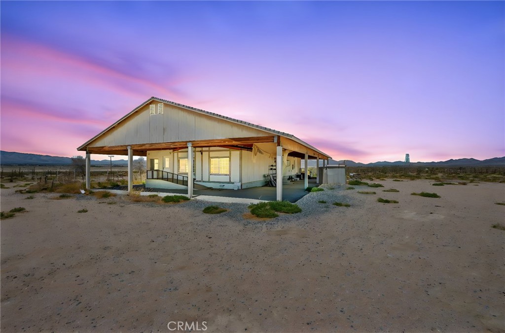 36990 Cambria Road Lucerne Valley, CA 92356 - Photo 2 of 47