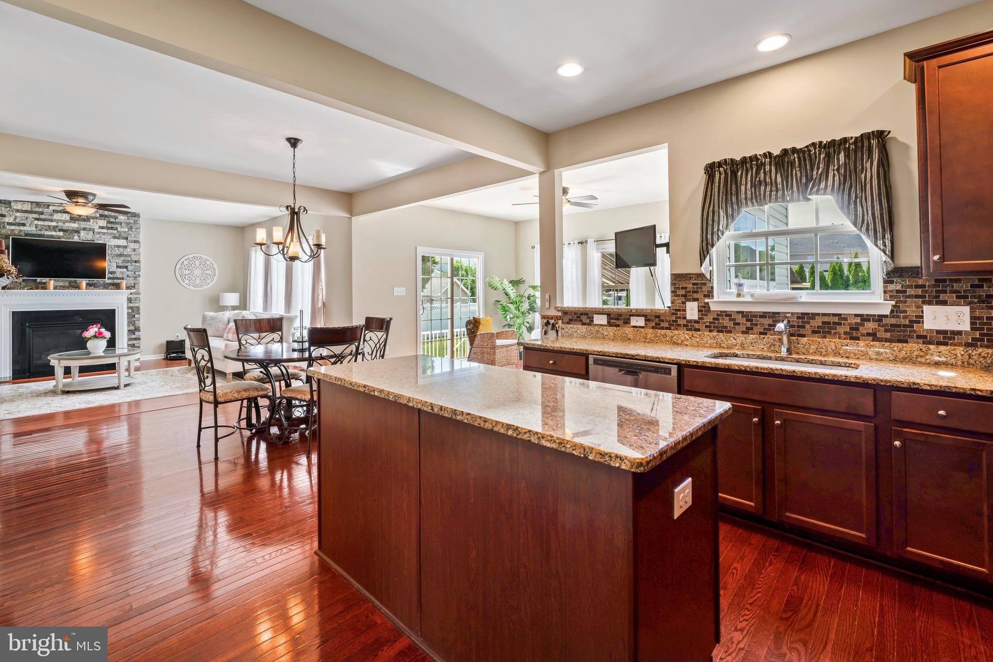 3 Buckeye Road Swedesboro, NJ 08085 - Photo 10 of 34 Kitchen open to Great Room