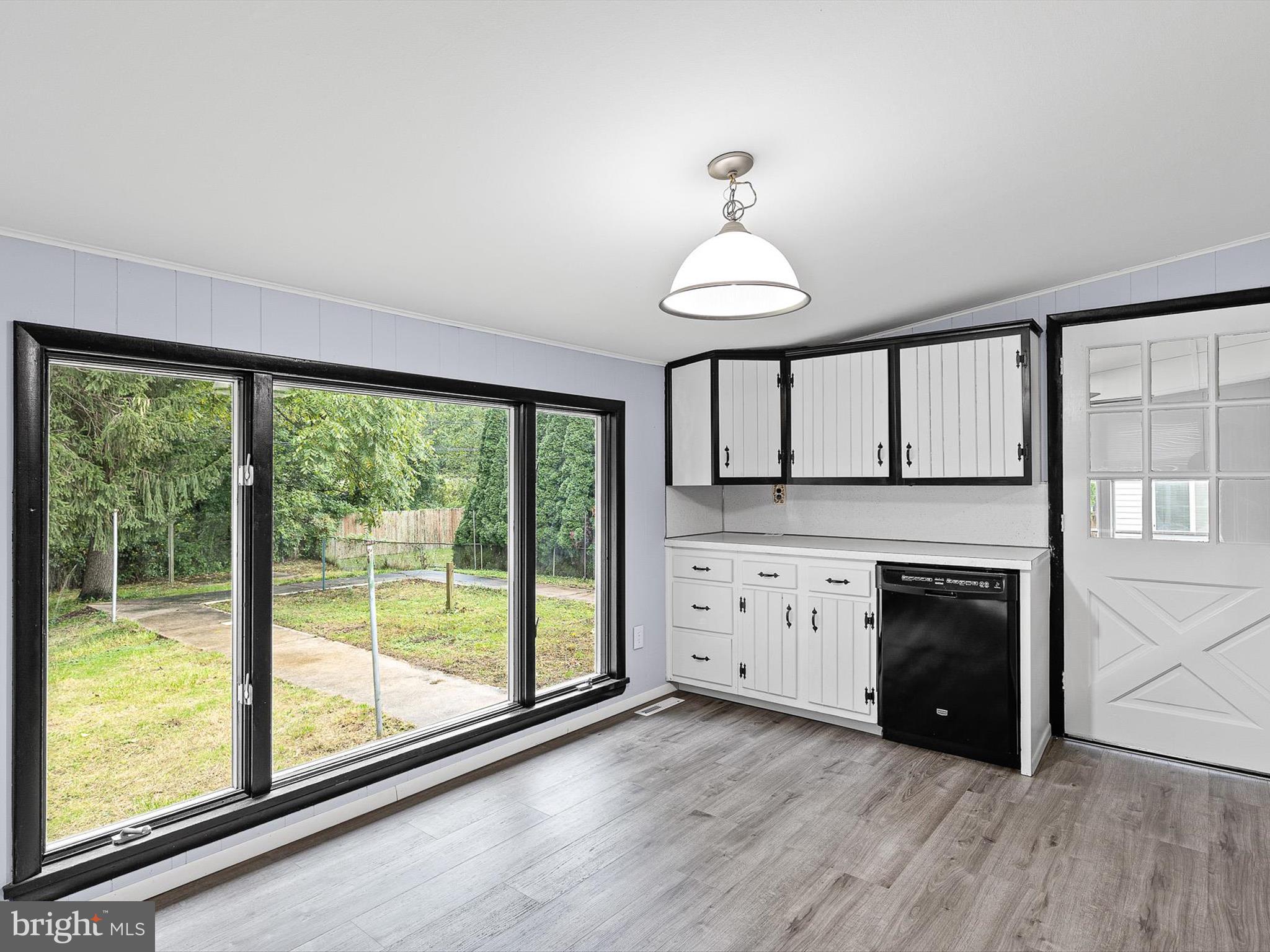 57 Greenridge Road Newark, DE 19711 - Photo 9 of 21