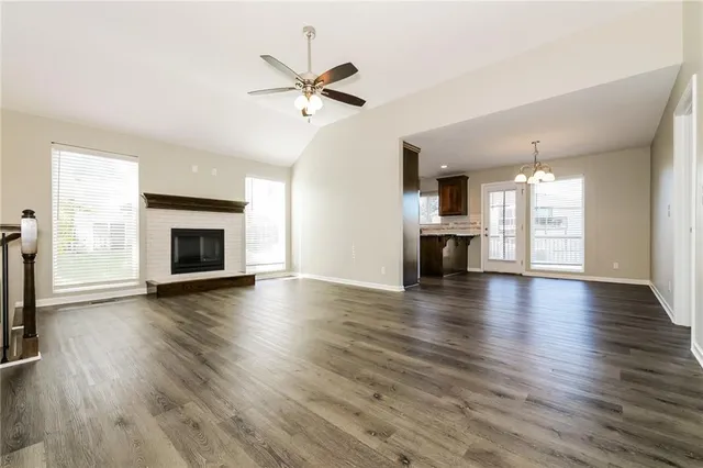 $2,520 | 418 Timbercreek Drive, Belton, MO 64012