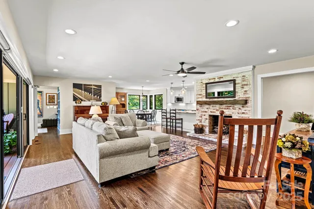 $850,000 | 1943 Townsend Avenue, Charlotte, NC 28205