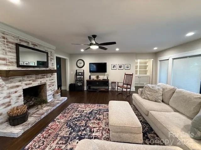 $850,000 | 1943 Townsend Avenue, Charlotte, NC 28205