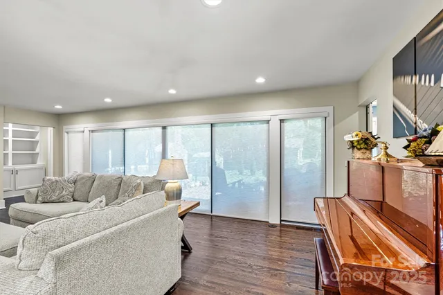 $850,000 | 1943 Townsend Avenue, Charlotte, NC 28205