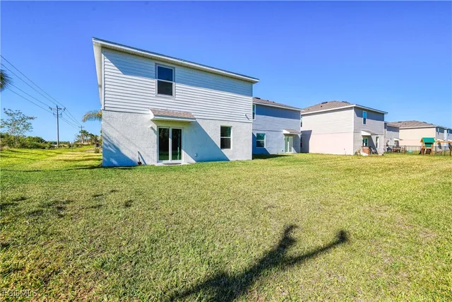 $2,550 | 12451 Dakota Ridge Place, Lehigh Acres, FL 33936
