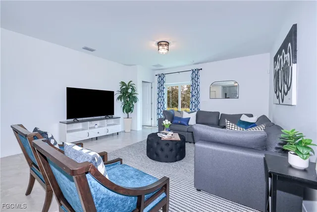 $2,550 | 12451 Dakota Ridge Place, Lehigh Acres, FL 33936