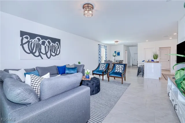 $2,550 | 12451 Dakota Ridge Place, Lehigh Acres, FL 33936