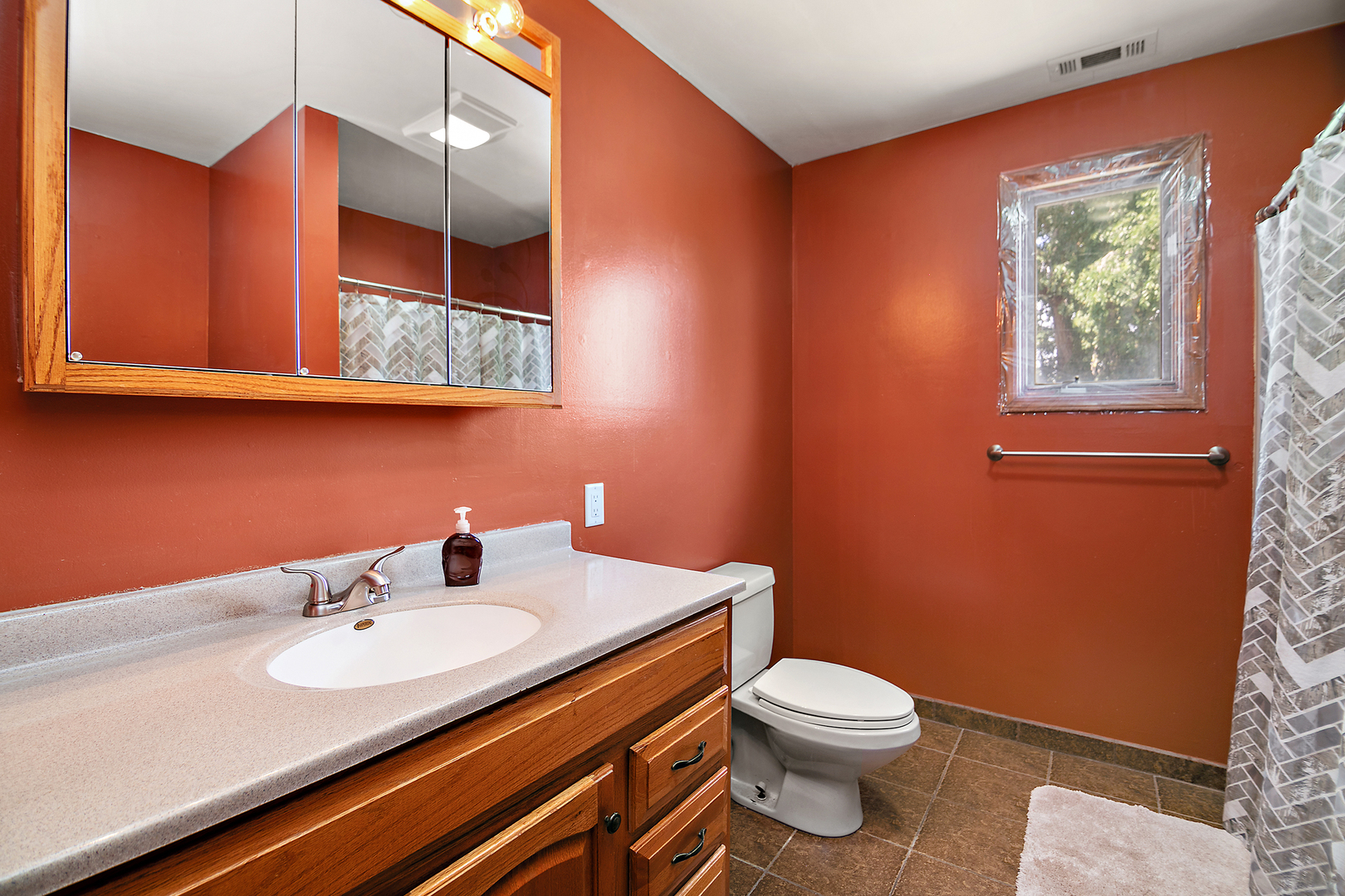 4568 Main Street Kankakee, IL 60901 - Photo 19 of 39