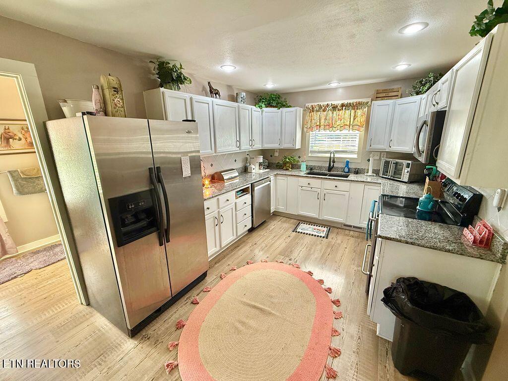 10845 Richland Road Mascot, TN 37806 - Photo 3 of 43 Kitchen