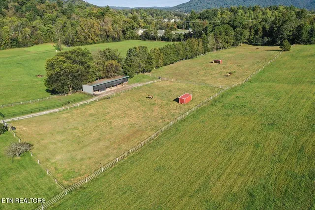 $472,000 | 10845 Richland Road, Mascot, TN 37806
