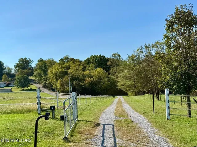 $472,000 | 10845 Richland Road, Mascot, TN 37806