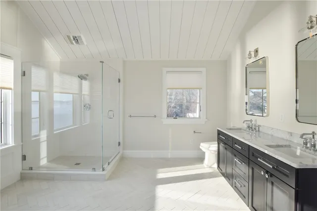 $2,429,500 | 1 Amore Lane, East Greenwich, RI 02818