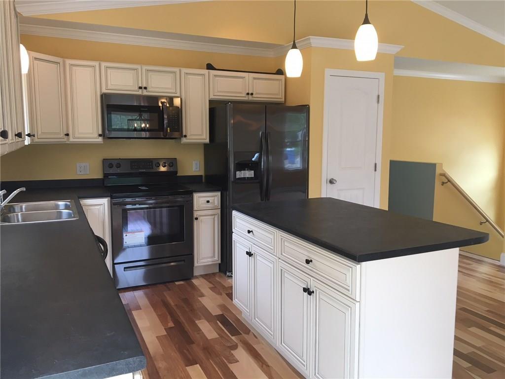 30 Ellis Court Bangor, ME 04401 - Photo 19 of 35 Sample Kitchen