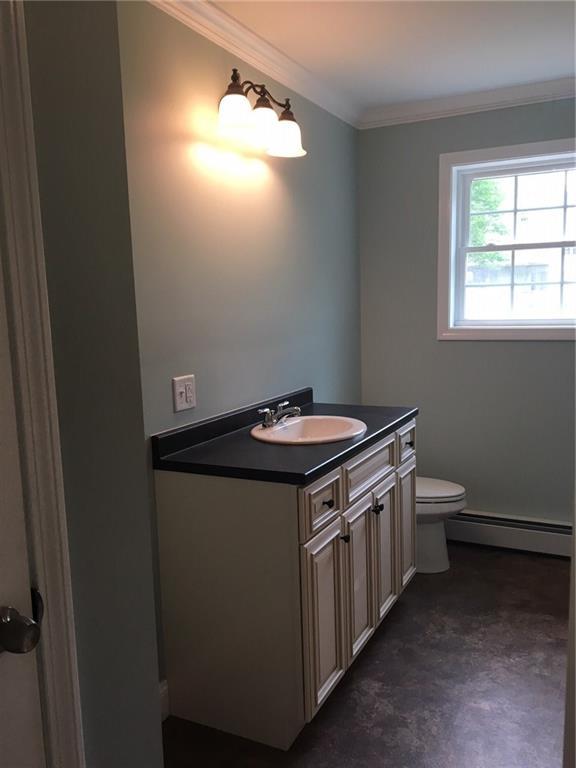 30 Ellis Court Bangor, ME 04401 - Photo 28 of 35 Sample Bath