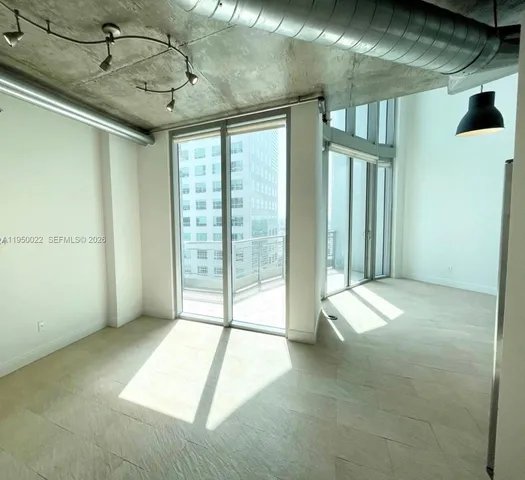 $4,200 | 690 Southwest 1st Court, Unit 2134, Miami, FL 33130