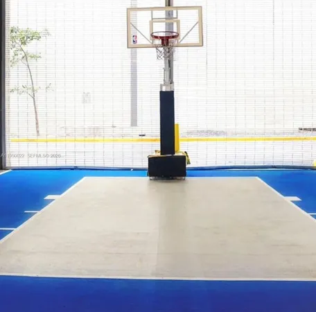 $4,300 | 690 Southwest 1st Court, Unit 2134, Miami, FL 33130