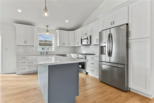 $4,500 | 95 Honeysuckle Road, Warwick, RI 02888