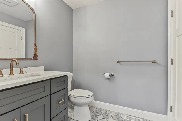 $4,500 | 95 Honeysuckle Road, Warwick, RI 02888