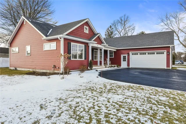 $4,500 | 95 Honeysuckle Road, Warwick, RI 02888