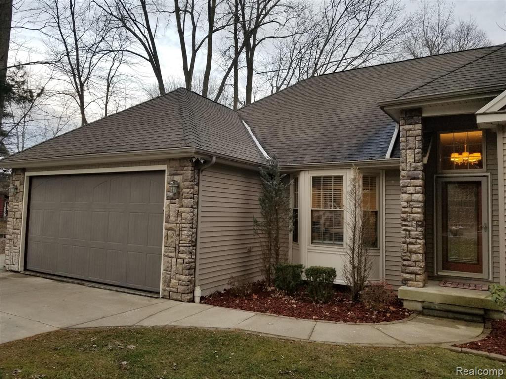 2782 Range Road Port Huron, MI 48060 - Photo 2 of 32