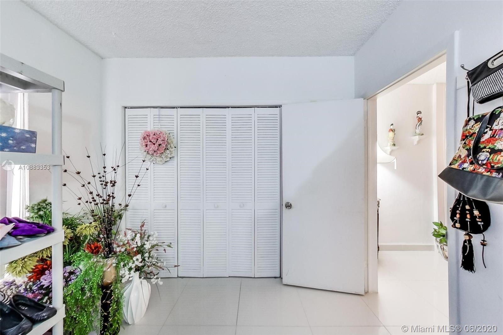 63 Southwest 31st Road Miami, FL 33129 - Photo 14 of 34