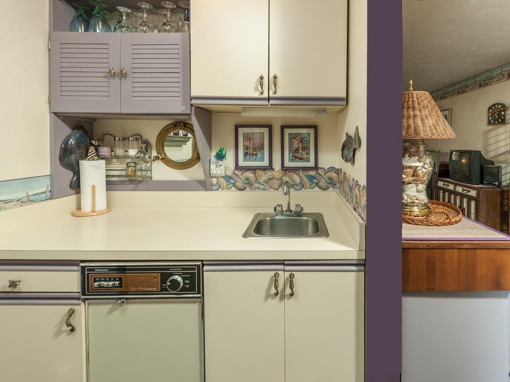 60 Pine Hill Road South, Unit 305 Cape Neddick, ME 03902 - Photo 12 of 13 Photo