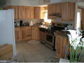 4 Columbia Road Tuckerton, NJ 08087 - Photo 2 of 6