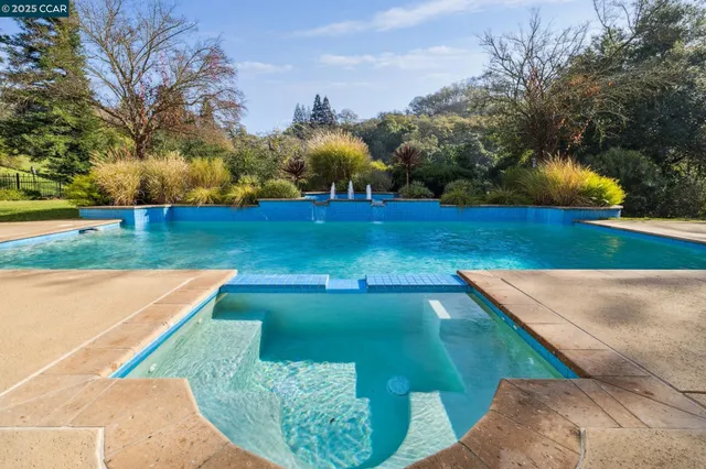 $3,900,000 | 291 Barrington Lane, Alamo, CA 94507