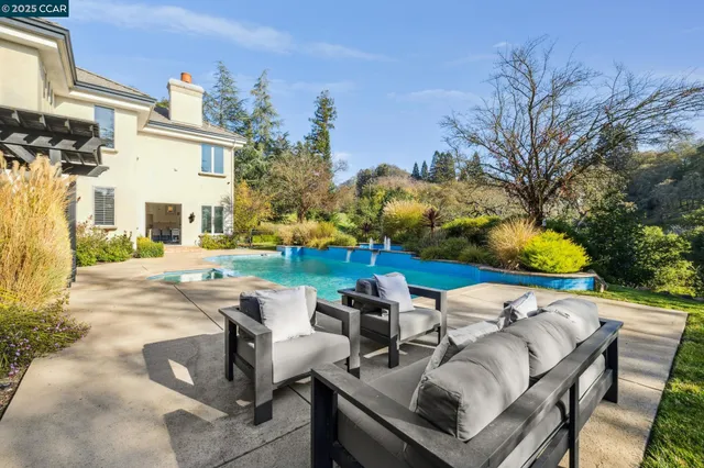 $3,900,000 | 291 Barrington Lane, Alamo, CA 94507