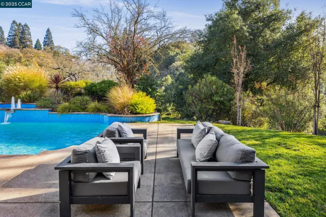 $3,900,000 | 291 Barrington Lane, Alamo, CA 94507