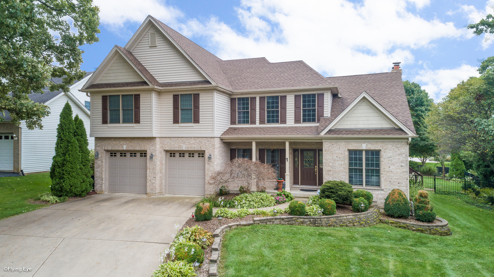1 Walnut Lane Sugar Grove, IL 60554 - Photo 31 of 35 a view of a house with a yard and plants