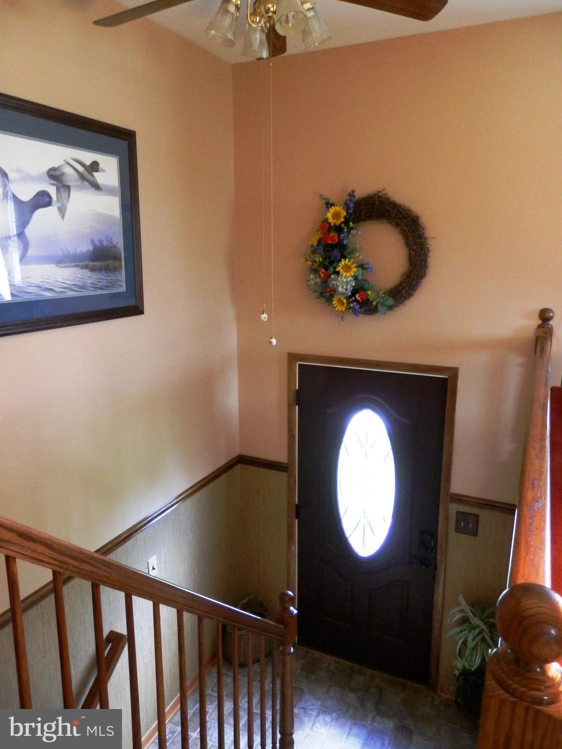 4708 Old Hanover Road Westminster, MD 21158 - Photo 8 of 23 Foyer