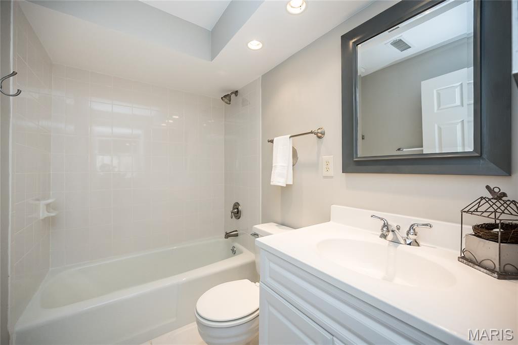 847 Knickerbacker Drive Manchester, MO 63021 - Photo 33 of 43