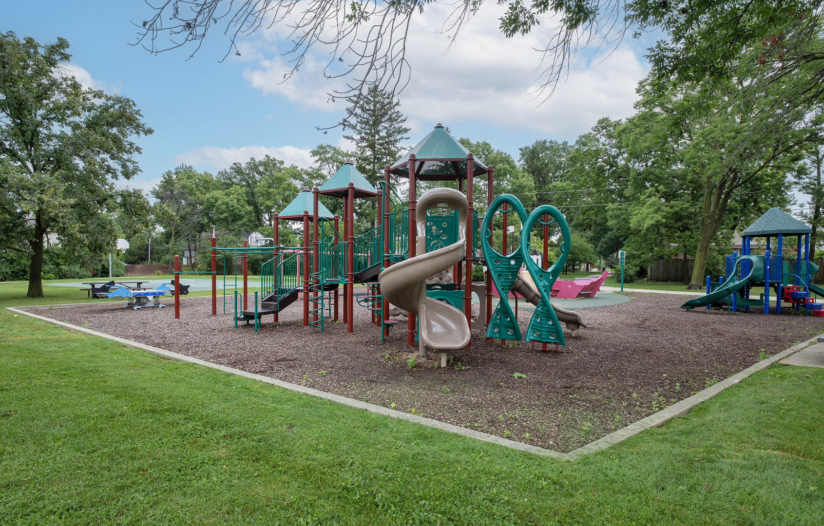 218 Parkview Road Glenview, IL 60025 - Photo 21 of 24 Gallery Image 21