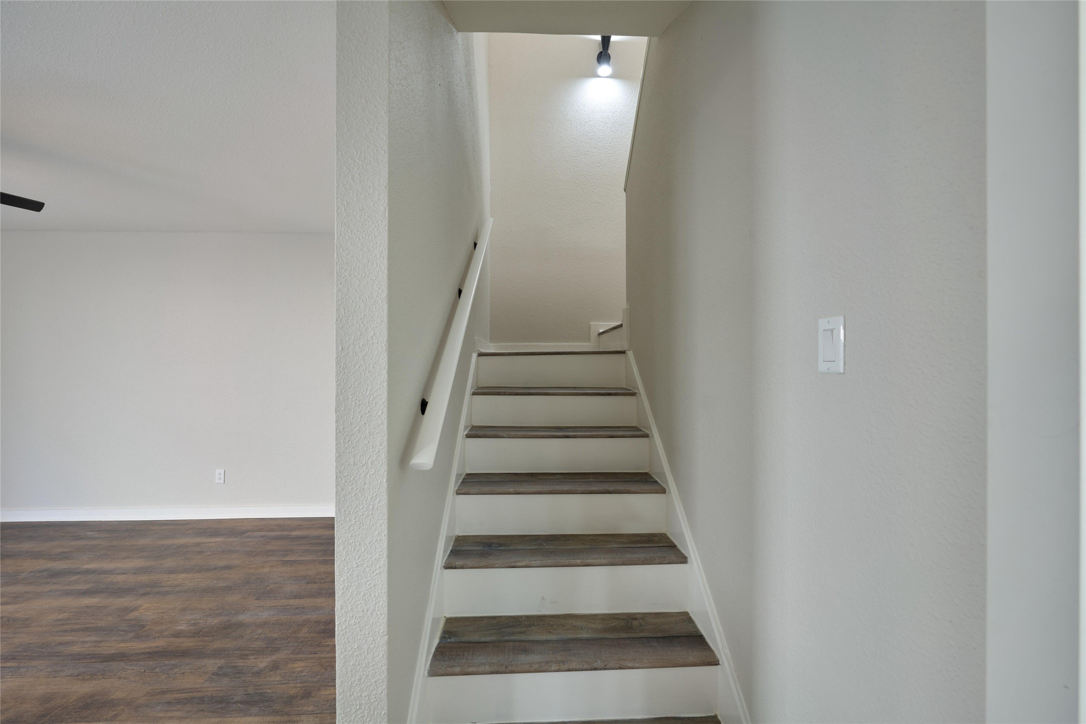 6500 Sands Point Drive, Unit 110 Houston, TX 77074 - Photo 13 of 26