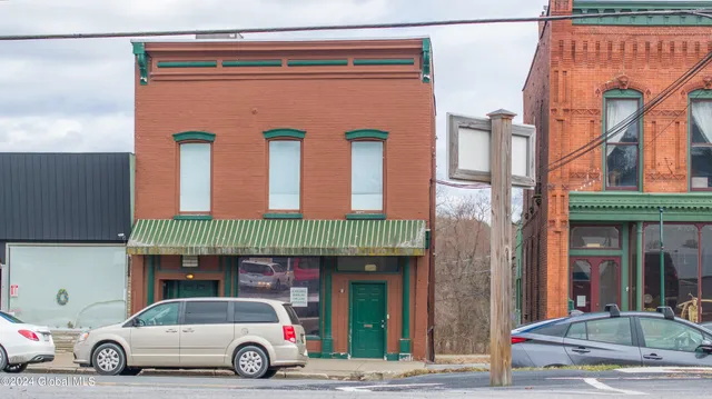 $299,000 | 102 Broad Street, Schuylerville, NY 12871