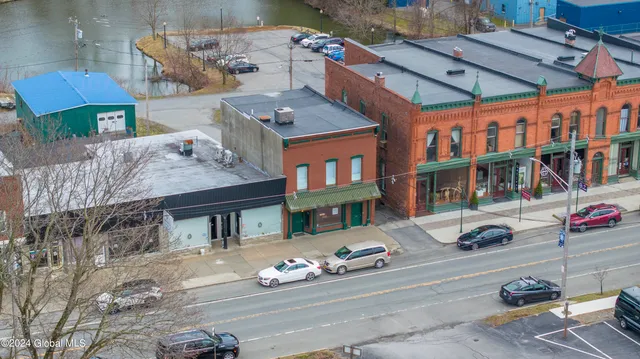 $299,000 | 102 Broad Street, Schuylerville, NY 12871