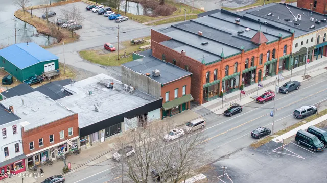 $299,000 | 102 Broad Street, Schuylerville, NY 12871