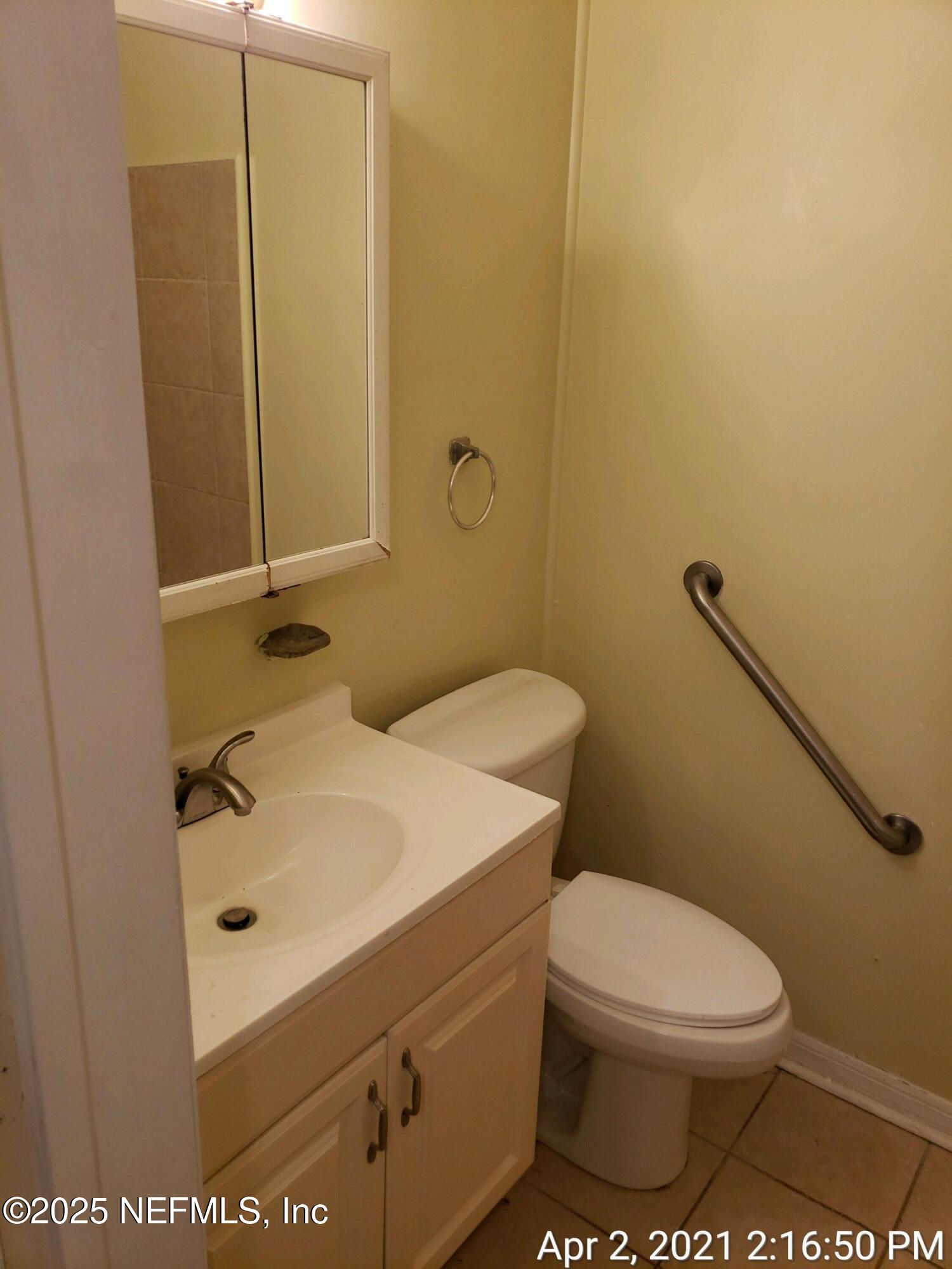 5811 Geranium Road Jacksonville, FL 32209 - Photo 14 of 29 Bath