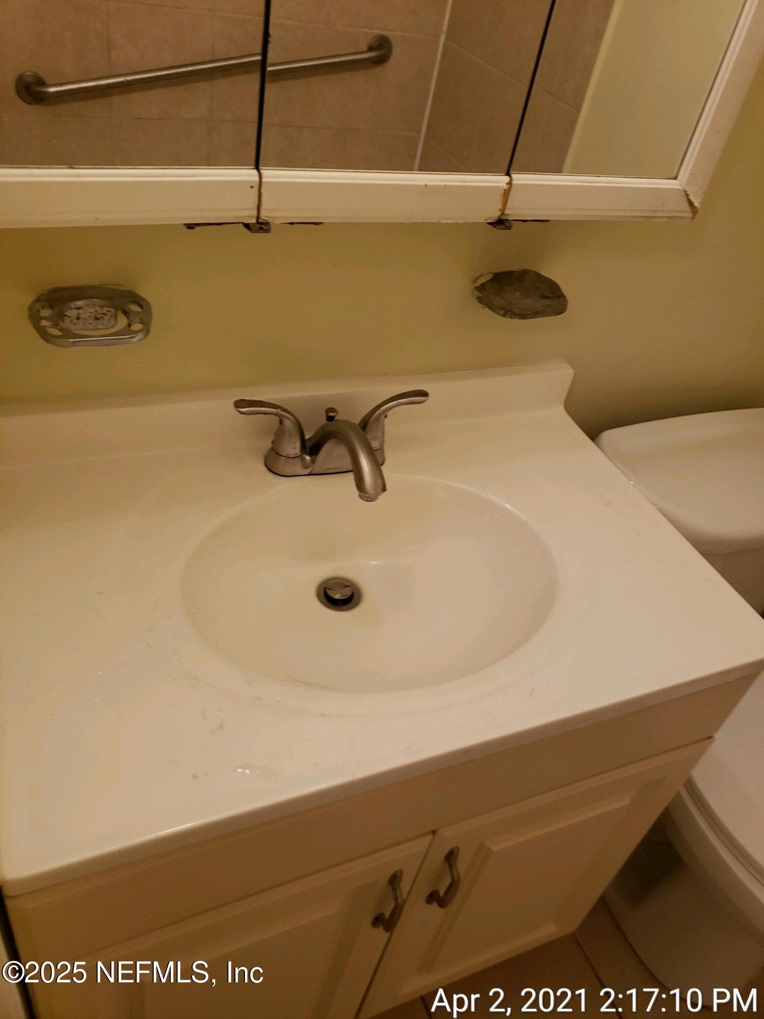 5811 Geranium Road Jacksonville, FL 32209 - Photo 15 of 29 Bath