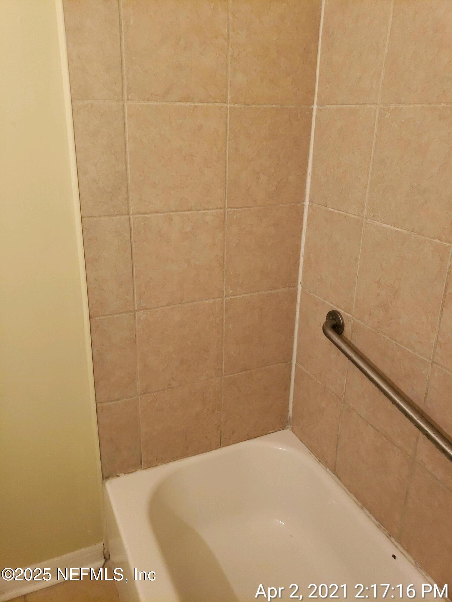 5811 Geranium Road Jacksonville, FL 32209 - Photo 16 of 29 Bath