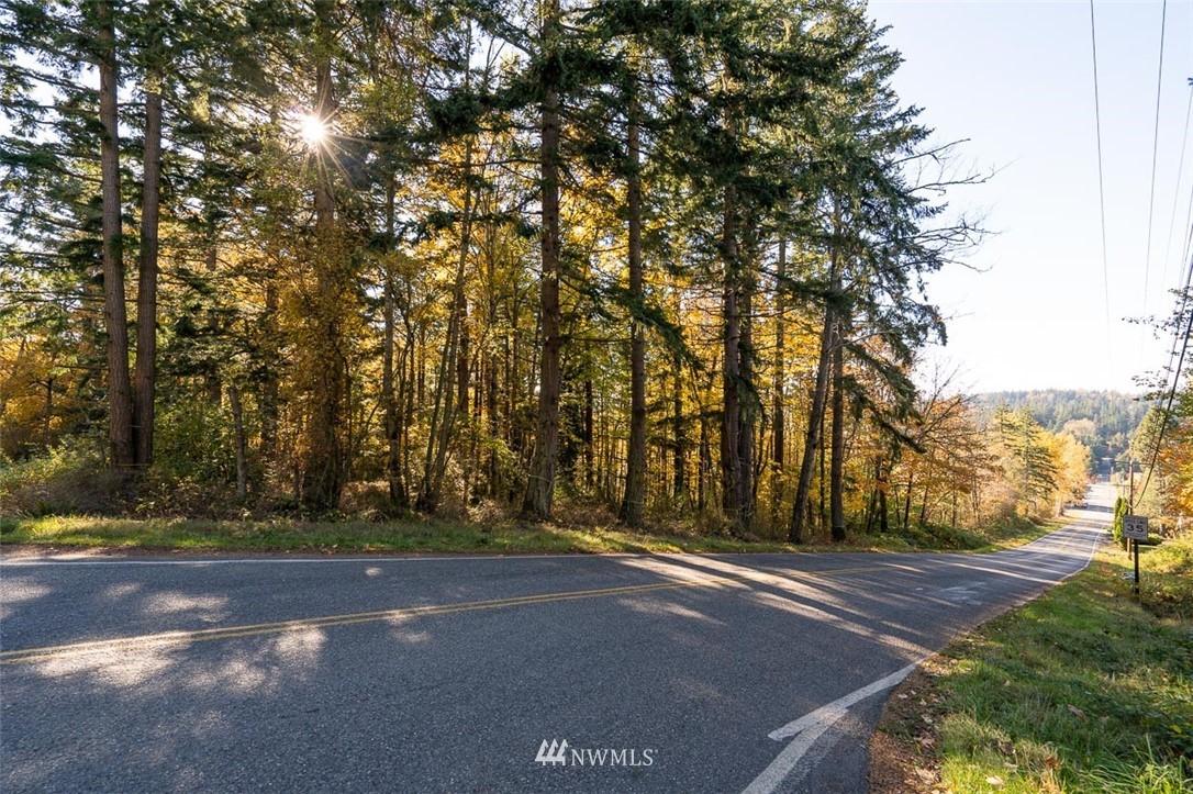 3739 Toad Lake Road Bellingham, WA 98226 - Photo 11 of 35 Gallery Image 11