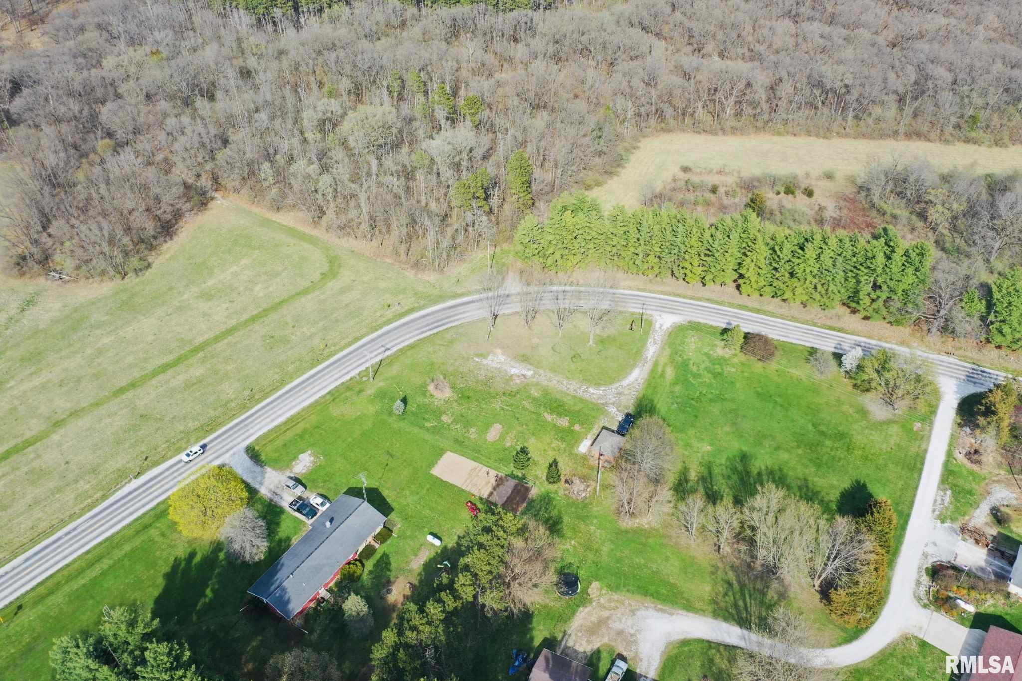 1710 North Coal Road Colchester, IL 62326 - Photo 5 of 8 Gallery Image 5