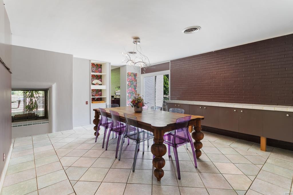 63 Graybridge Road Ladue, MO 63124 - Photo 14 of 40 Gallery Image 14
