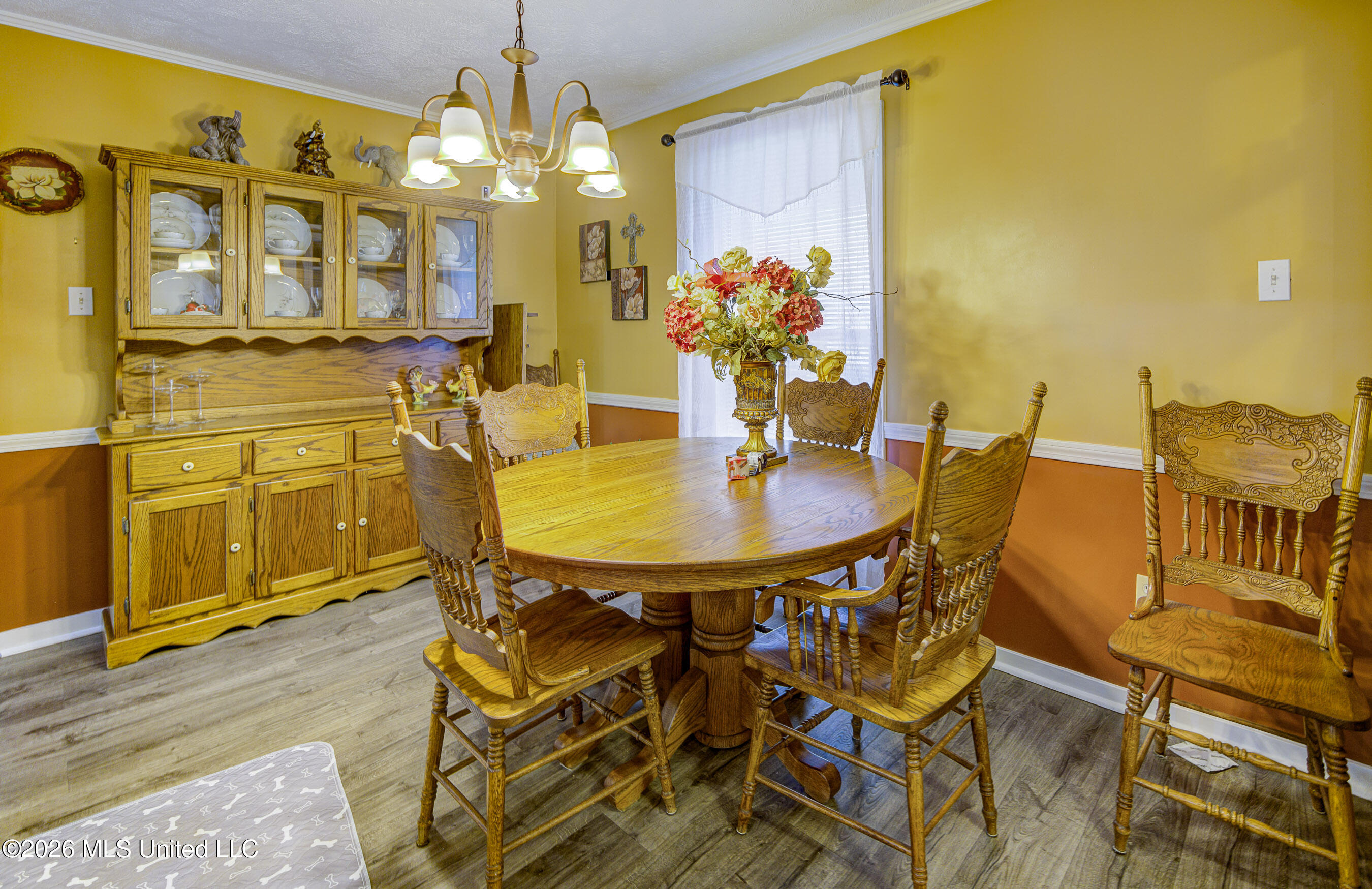 444 Ridgewood Street, Unit 444 Vicksburg, MS 39180 - Photo 9 of 25 Dining Room 1