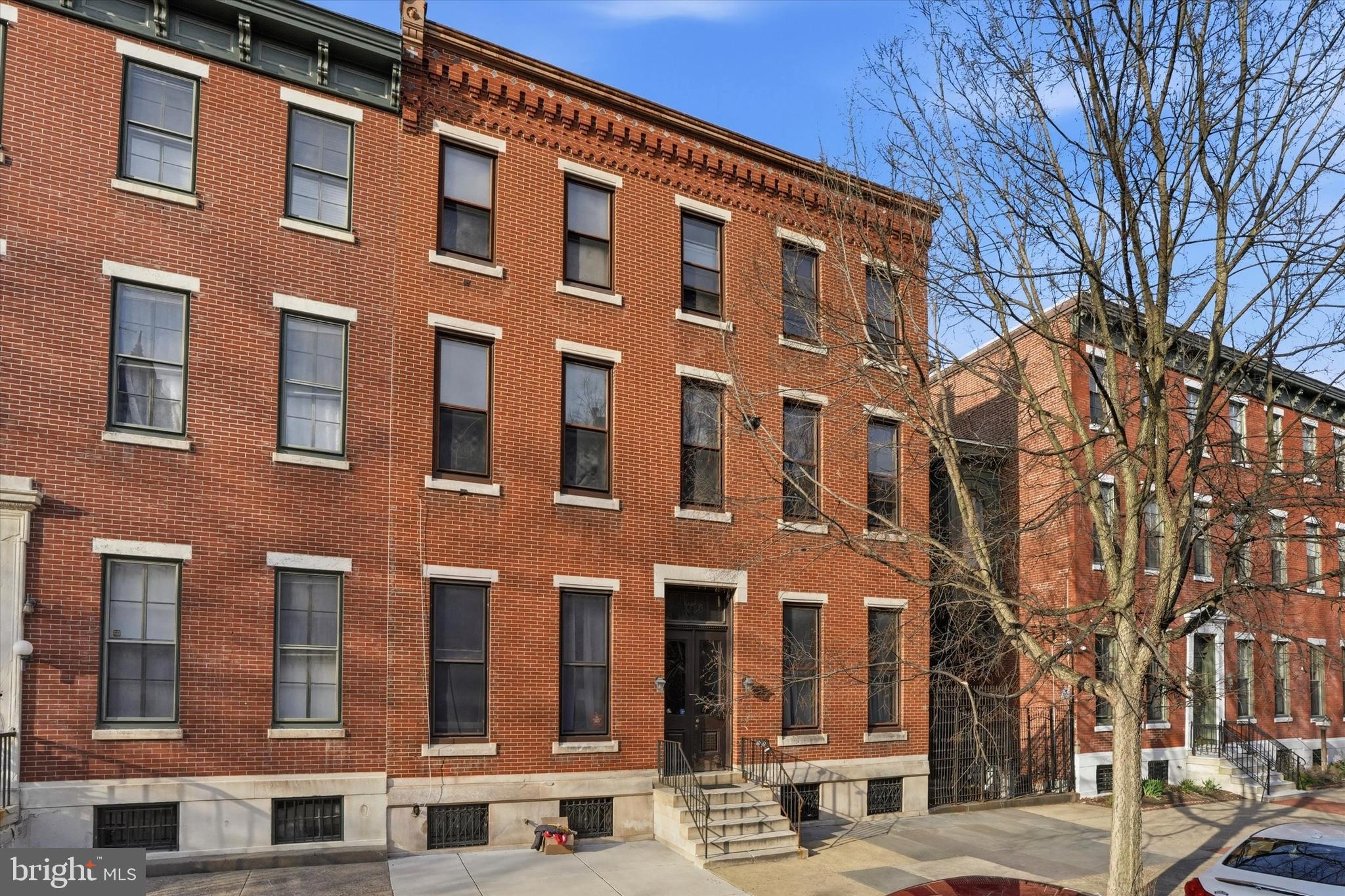 1713 Green Street, Unit 5 Philadelphia, PA 19130 - Photo 1 of 15 a front view of a building