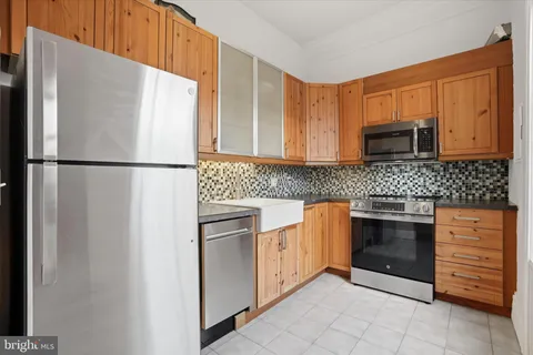 $289,000 | 1713 Green Street, Unit 5, Philadelphia, PA 19130