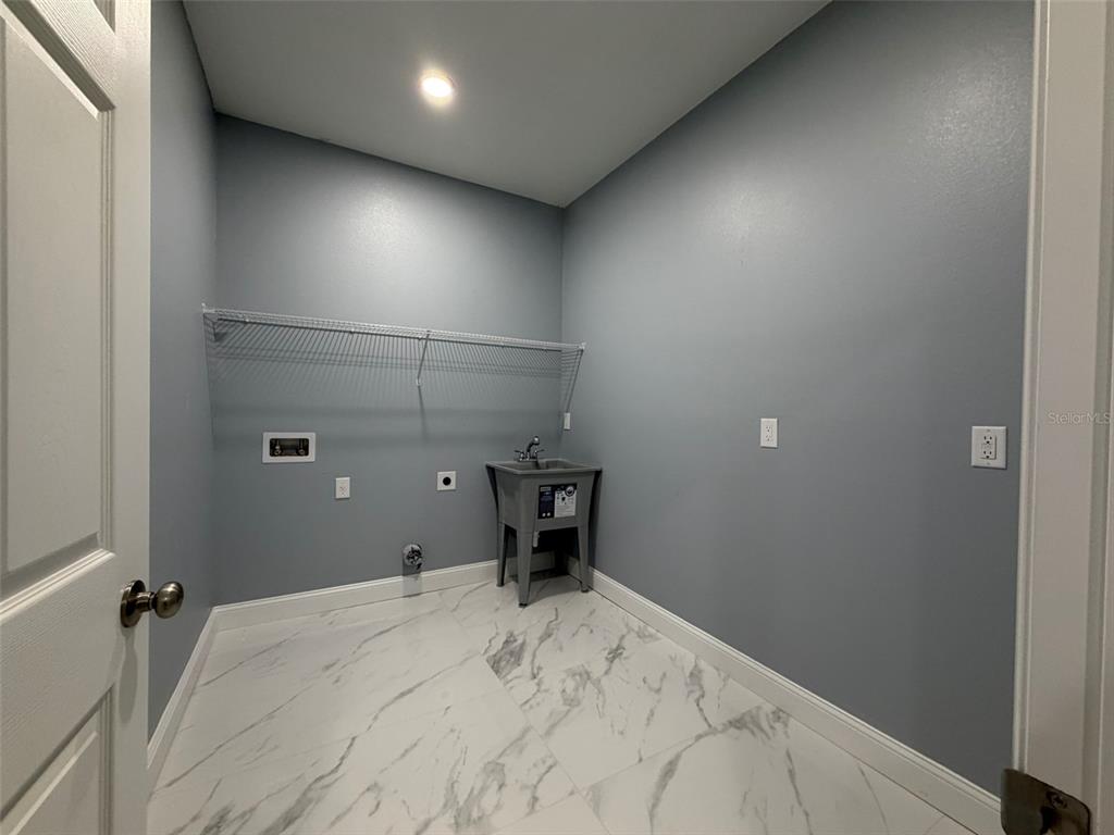 1450 Irma Road Eustis, FL 32726 - Photo 6 of 16
